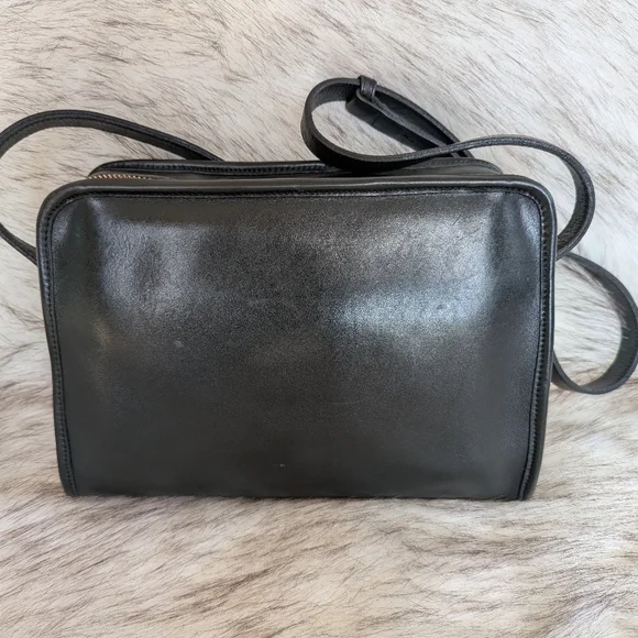 Vintage Coach Black Leather Crossbody Bag - Picture 3 of 14